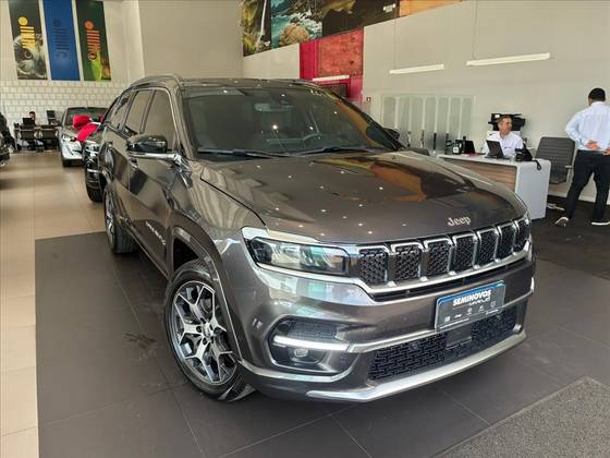 JEEP COMMANDER 1.3 T270 TURBO FLEX OVERLAND AT6 JEEP COMMANDER 1.3 T270 TURBO FLEX OVERLAND AT6